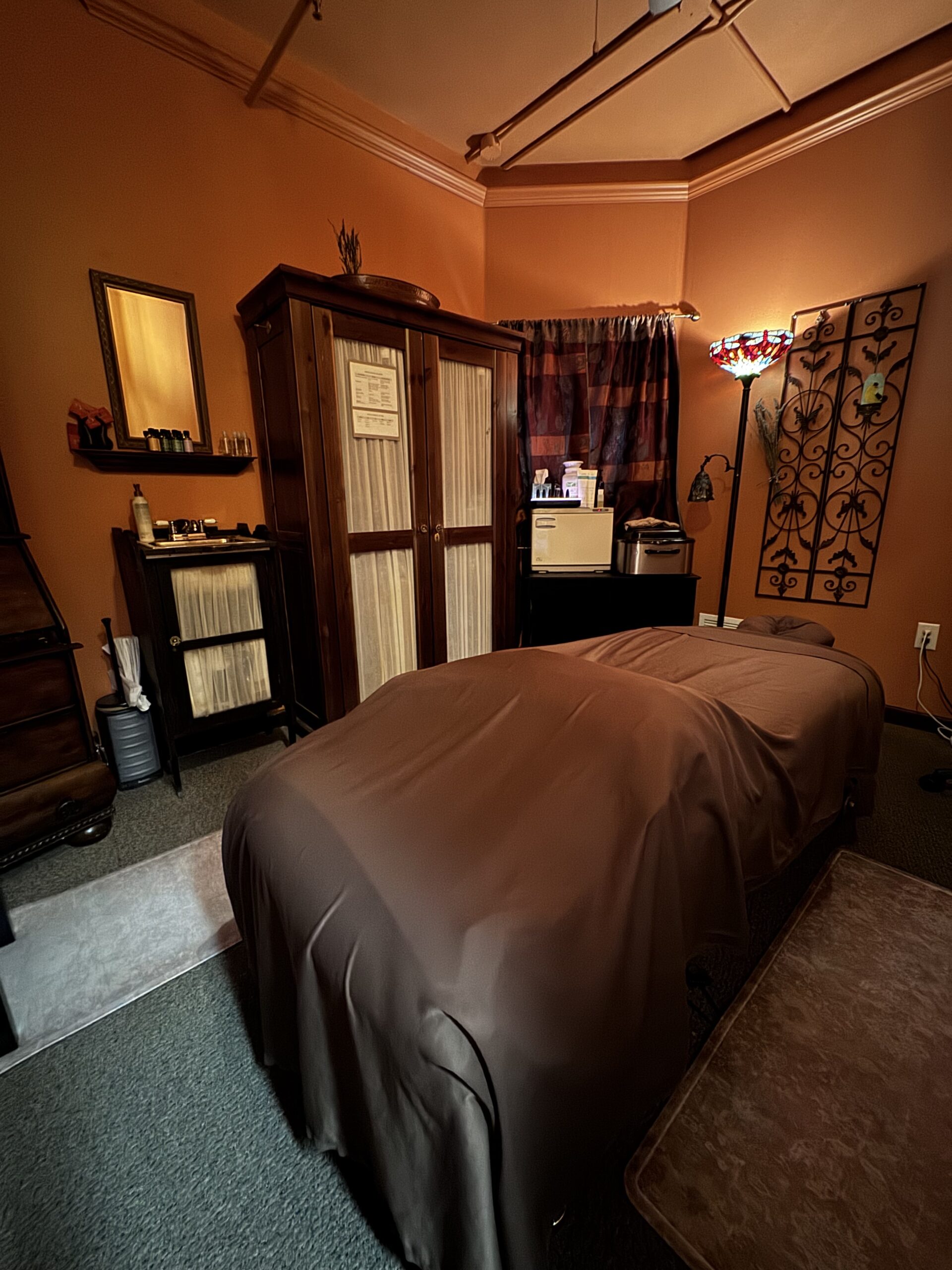 Sandalwood Salon and Spa_Spa 1